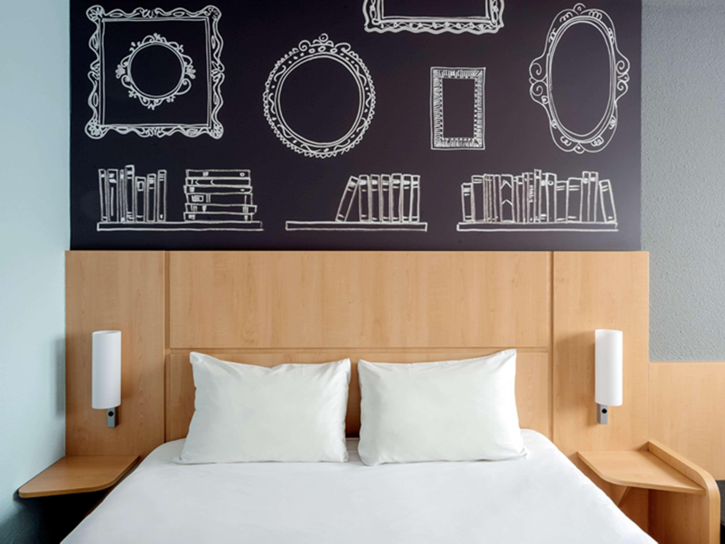 Ibis Warszawa Centrum Esterno foto