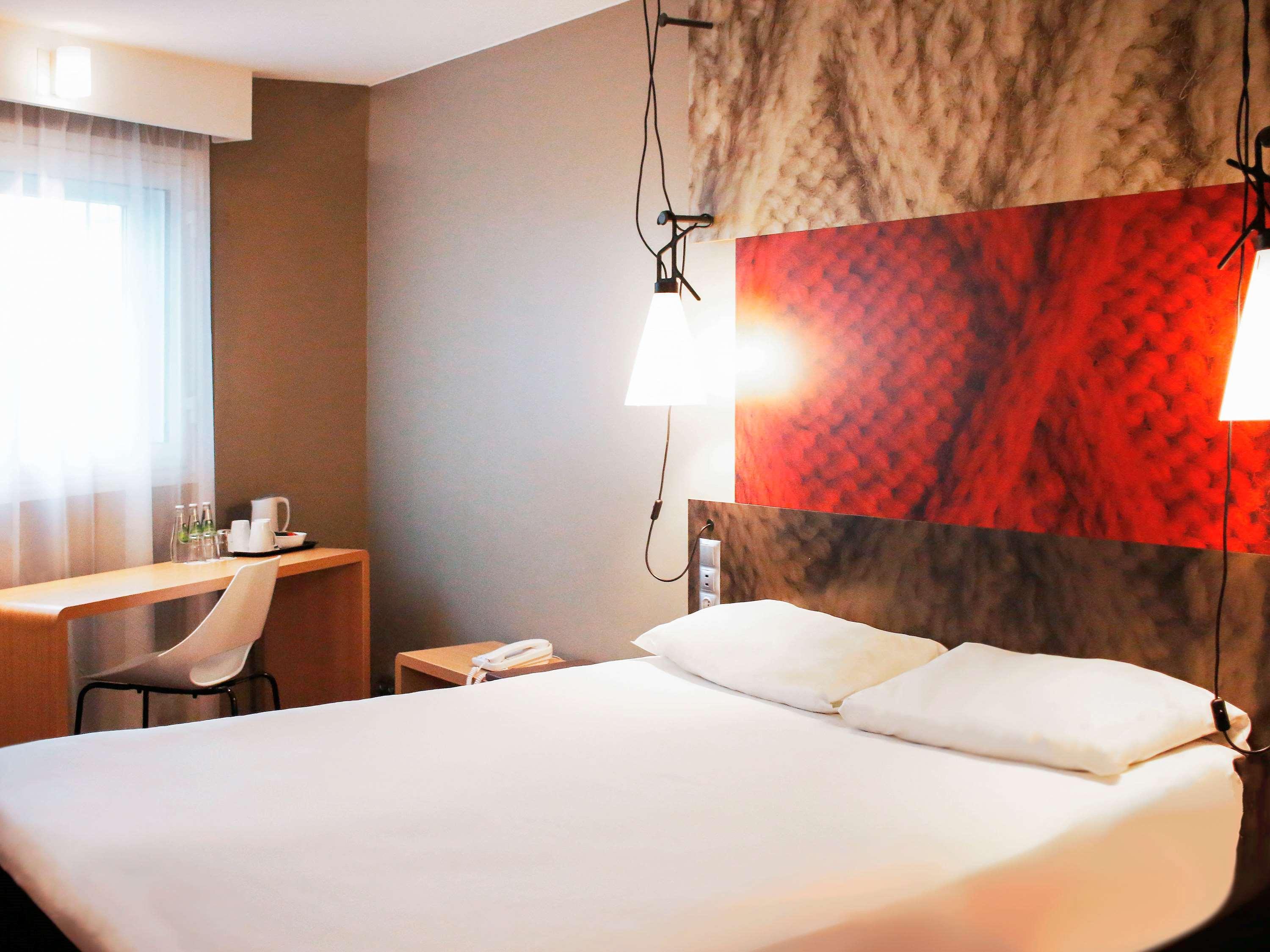 Ibis Warszawa Centrum Esterno foto