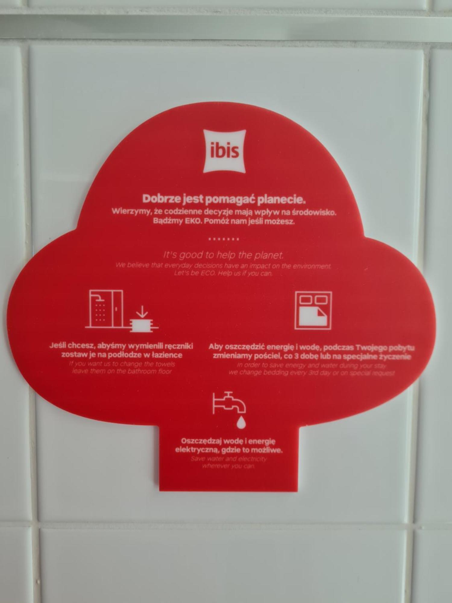 Ibis Warszawa Centrum Esterno foto