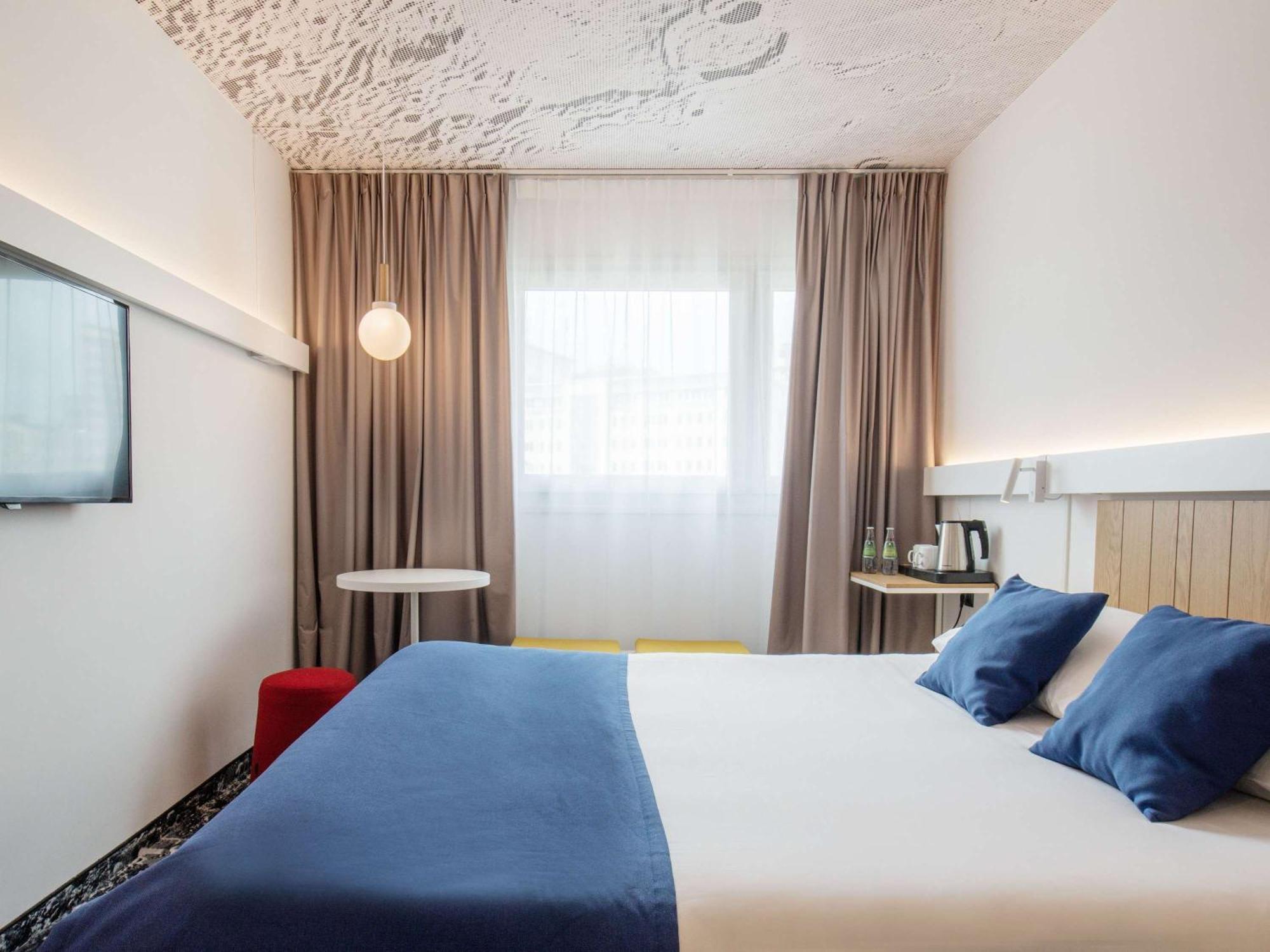 Ibis Warszawa Centrum Esterno foto